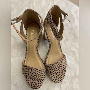 Polka dot chunky heels